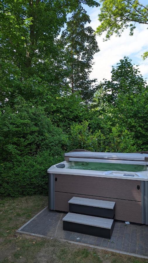 Fleesentraum Seevilla Kormoran - Direkt Am Fleesensee - Familien Und Aktivurlauber - Whirlpool Sauna Garten Nintendo - Sup Kanu Kajak Inklusive Göhren-Lebbin エクステリア 写真